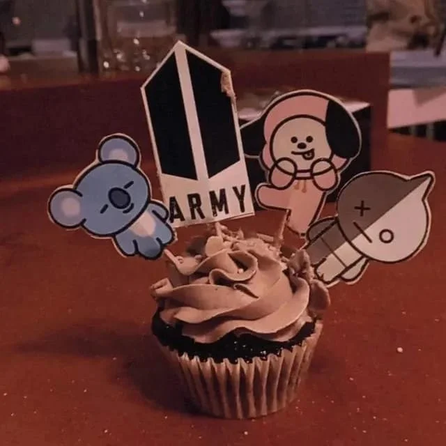 Freshly baked homemade cupcakes