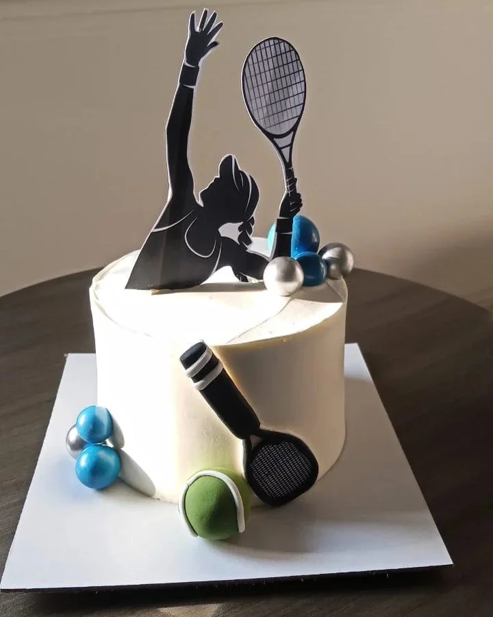 Tennis themed cake