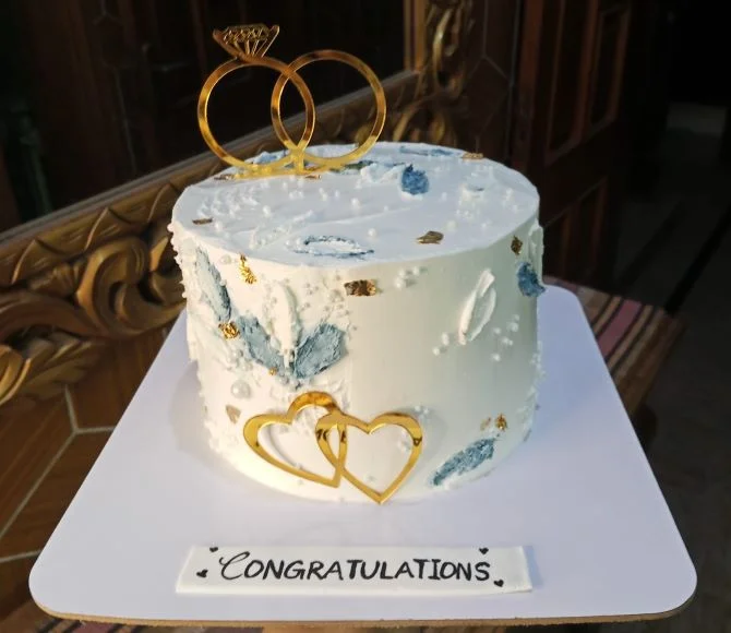 Elegant floral engagement cake