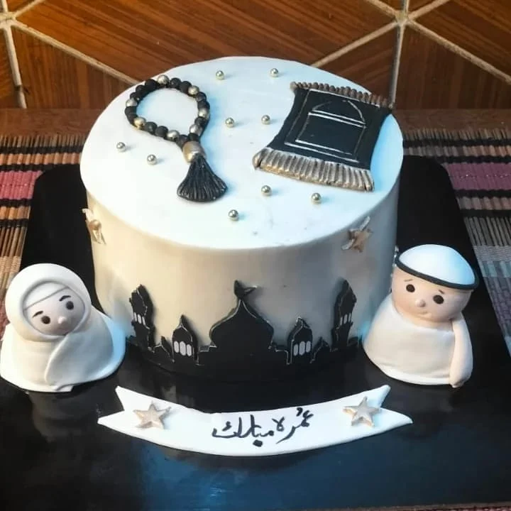 Luxury celebration cake