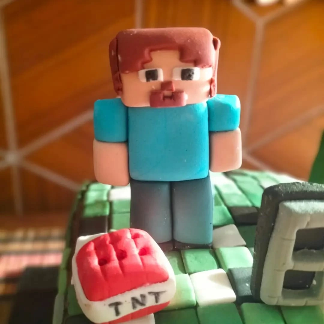 Minecraft Birthday Cake with steve 